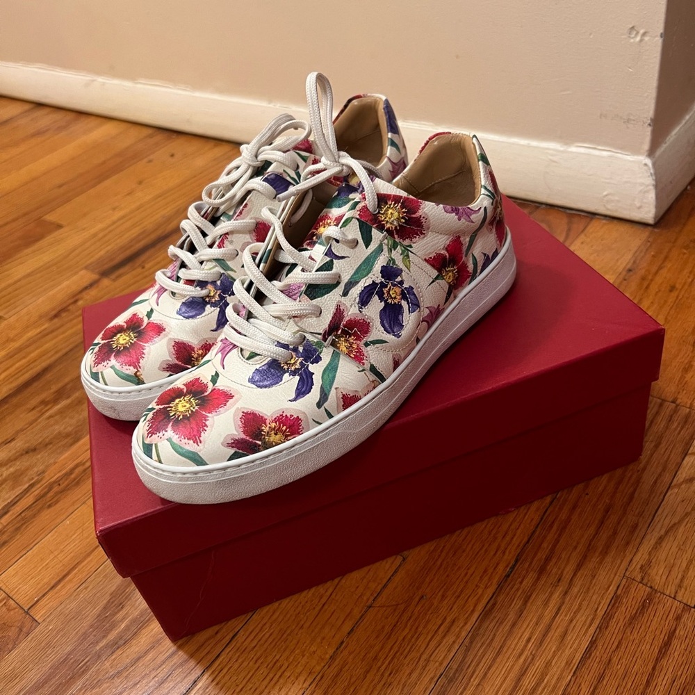 Women Floral Salvator Ferragamo Sneakers - Size 8 1/2